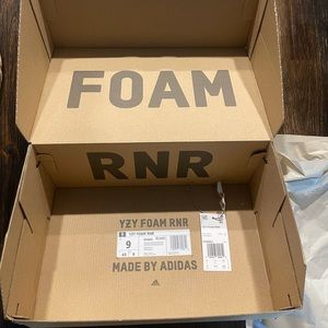 Yeezy Foam Runner Desert Sand Size 9 BOX ONLY